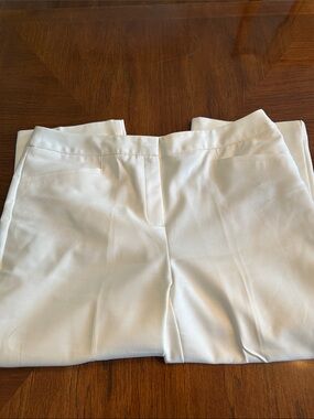 Chico's White Capris